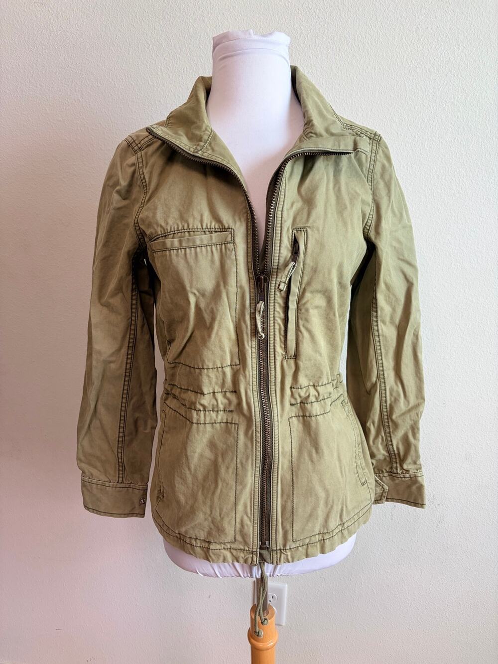 Madewell olive/army green cotton utility field jacket, size Medium